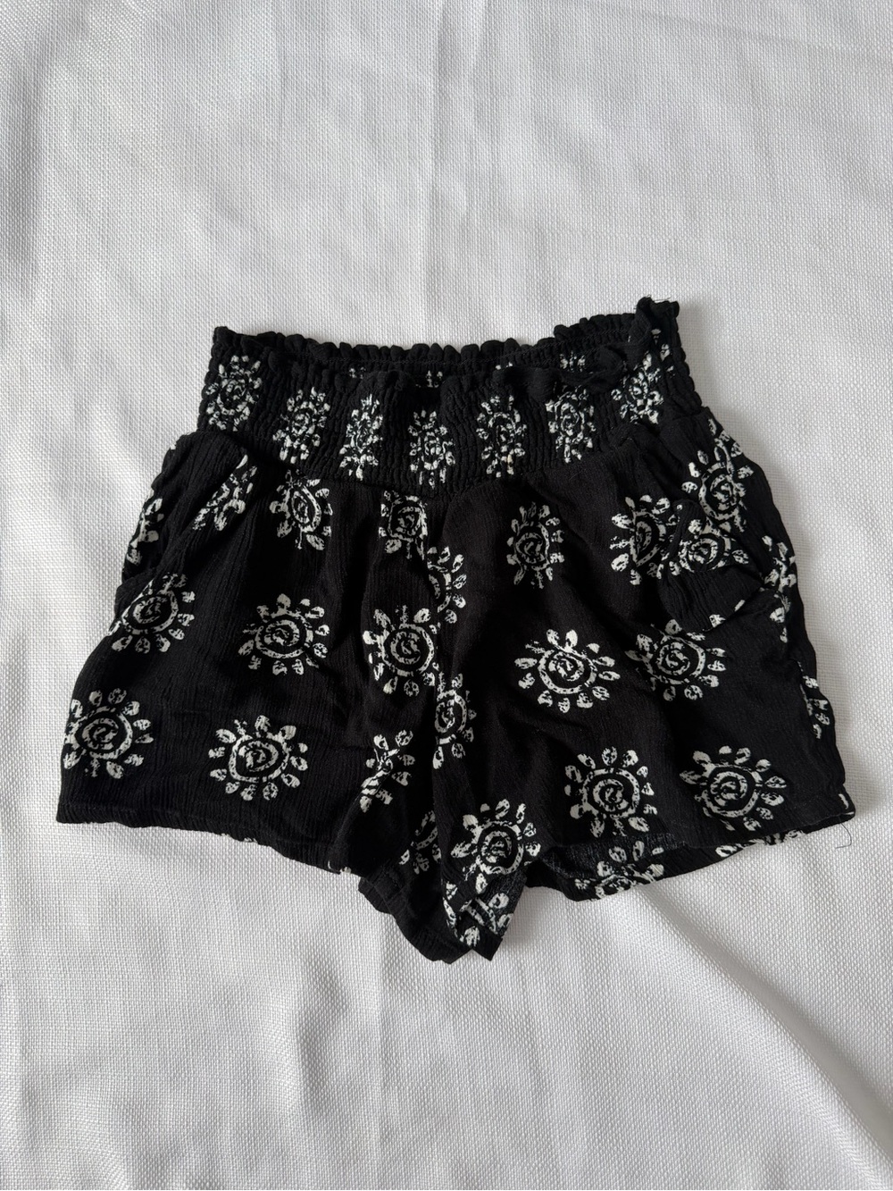 Black Printed Women's Elastic Waist Shorts